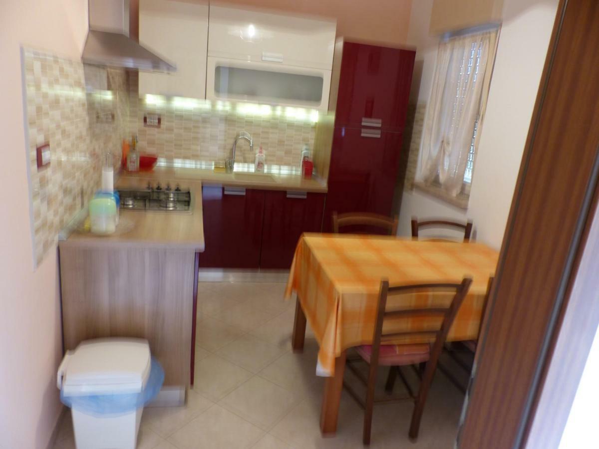 Apartment Ana Krnica Luaran gambar