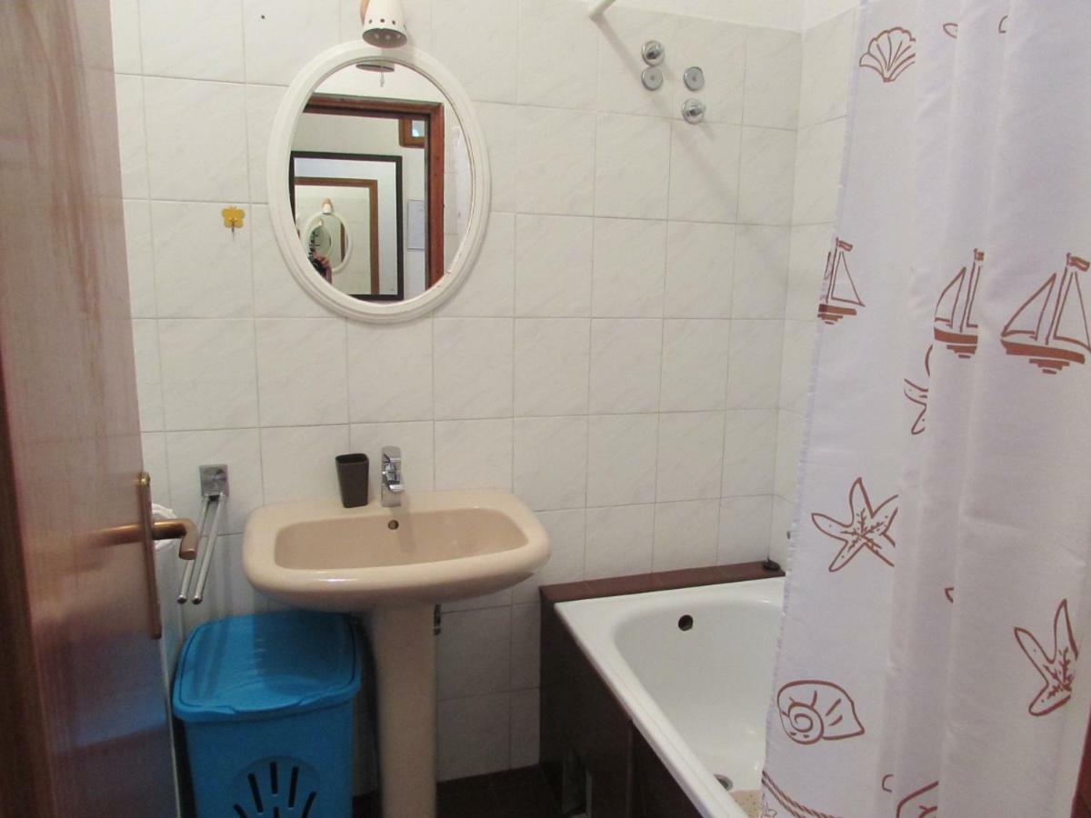 Apartment Ana Krnica Luaran gambar